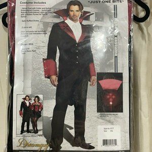 Palamon Men's Light Up Vampire Costume, Burgundy